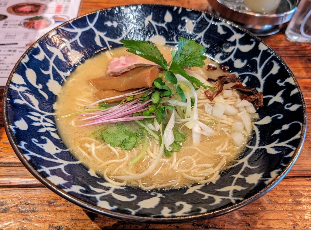 看板メニューの鶏そば