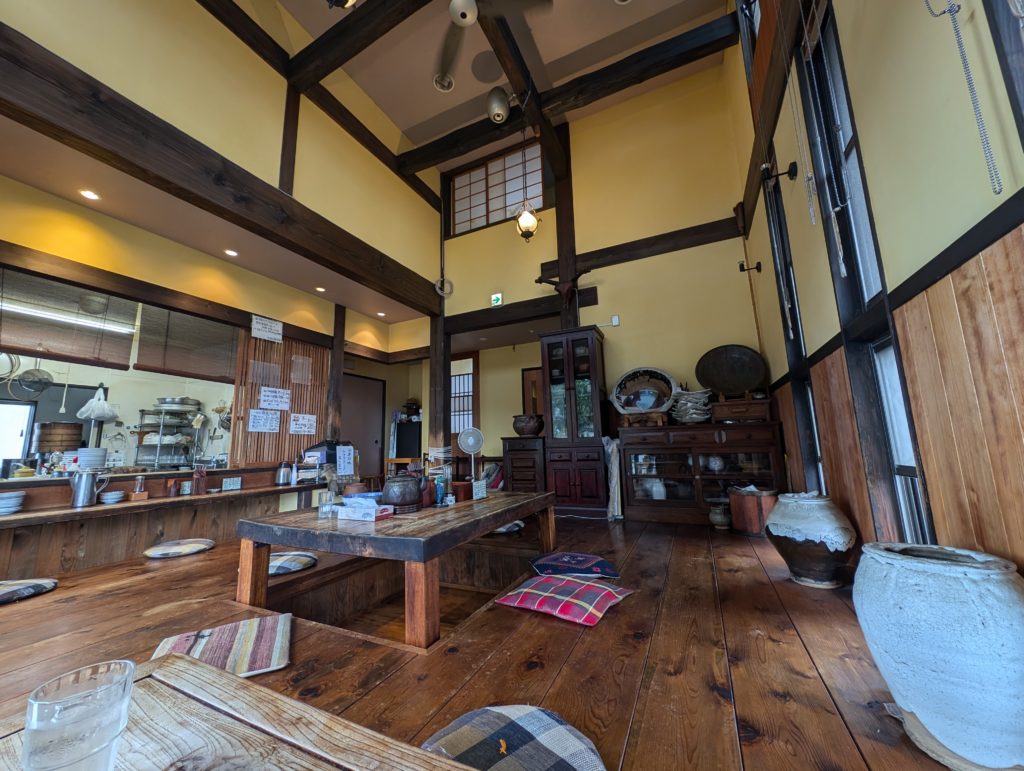 ぐるまん野州男のお店の雰囲気