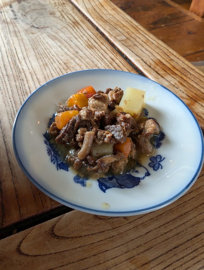 ぐるまん野州男の鶏煮込み